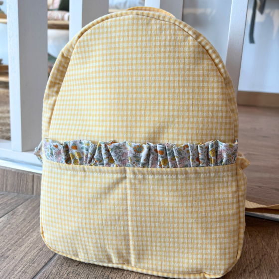 Mochila infantil impermeable vichy amarillo y flor Cíes