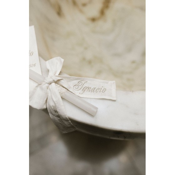 Vela bautismal bordado con...