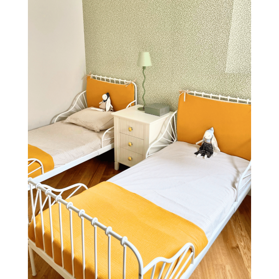 Protector cabecero cama extensible Ikea mostaza